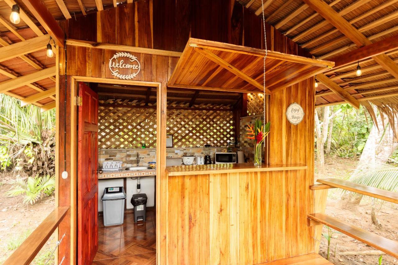 Bungalows Aché Cahuita Extérieur photo