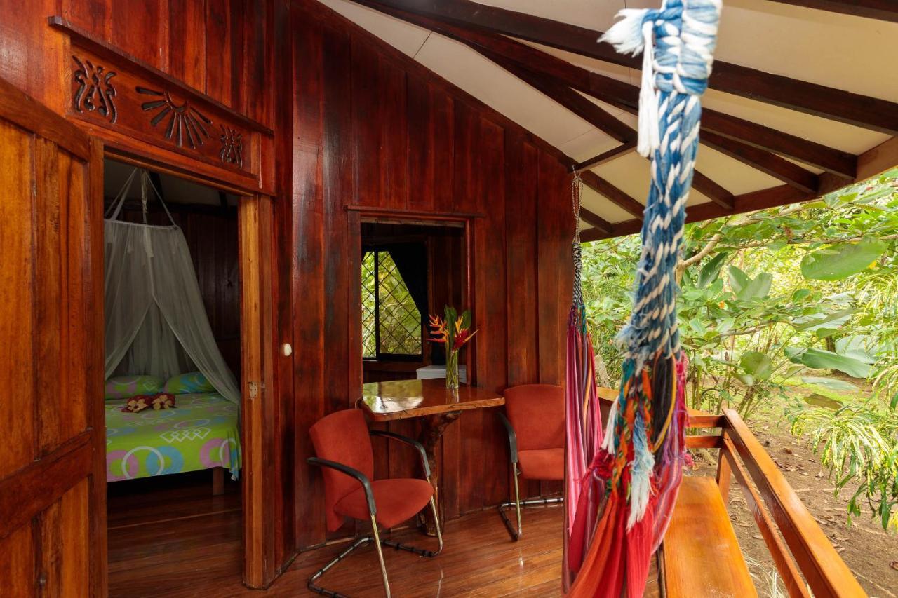 Bungalows Aché Cahuita Extérieur photo