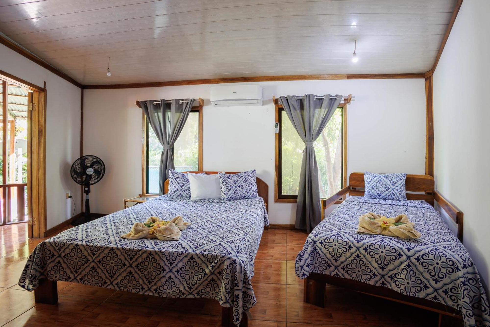 Bungalows Aché Cahuita Extérieur photo